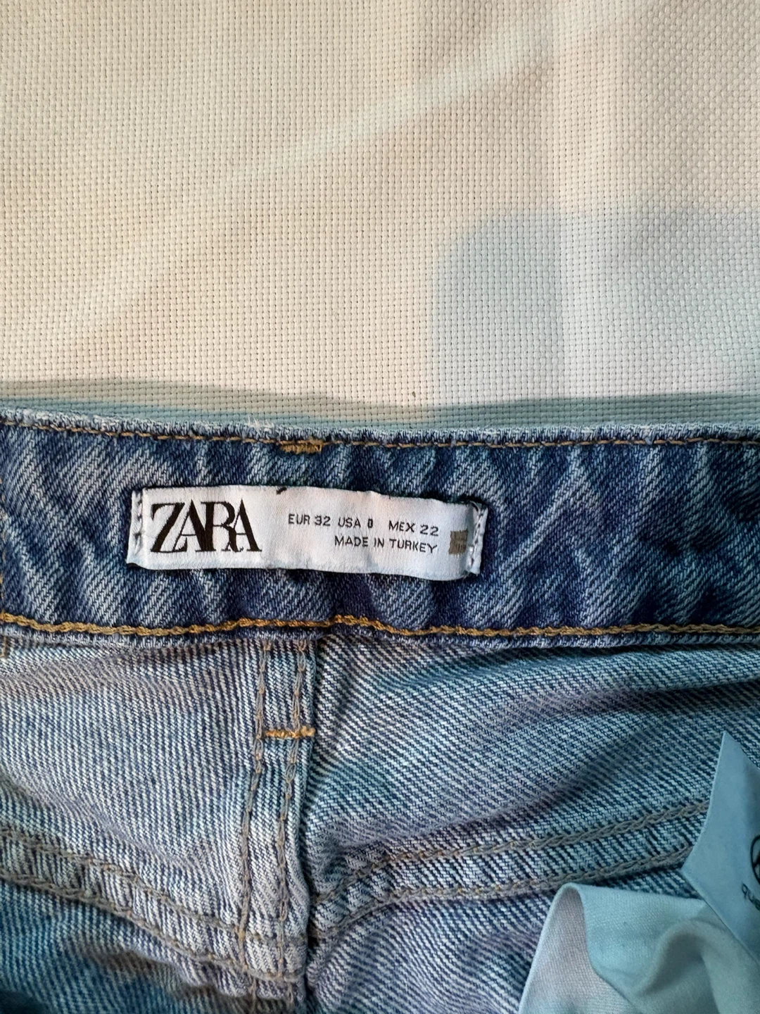 ZARA Women's Blue Denim Jeans