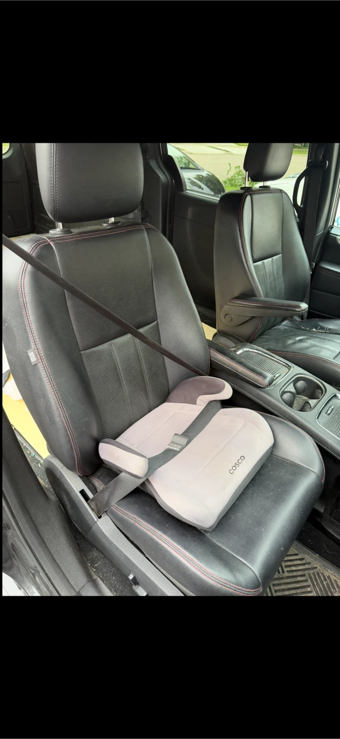 Cosco Booster CarSeat - photo 2
