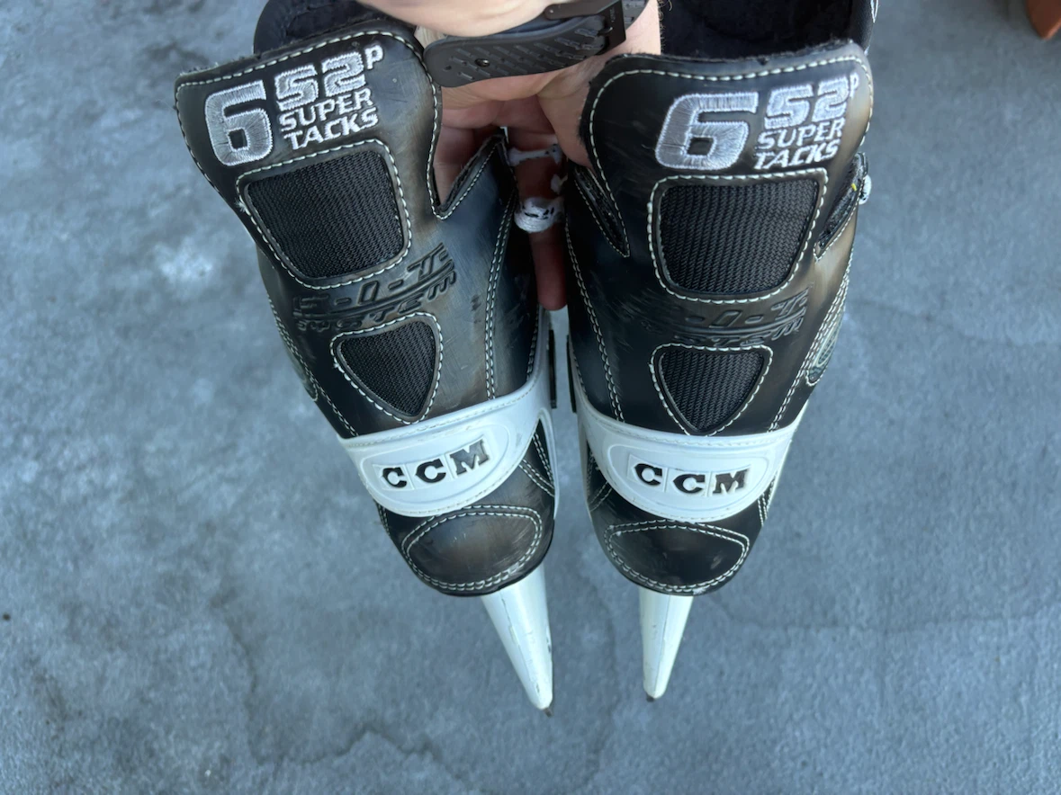 CCM 625 Super Tacks Hockey Skates