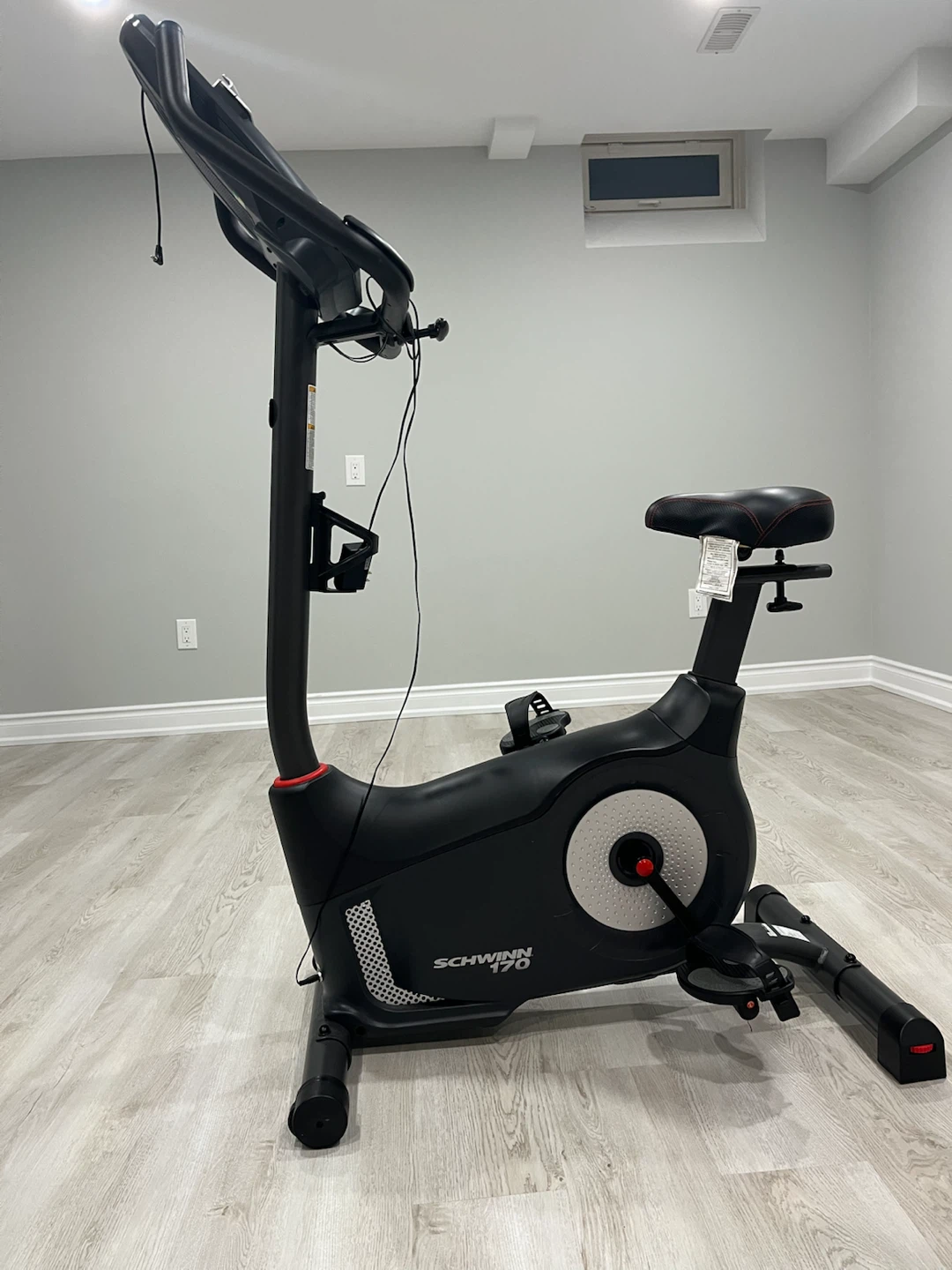 Schwinn 170 Upright Exercise Bike