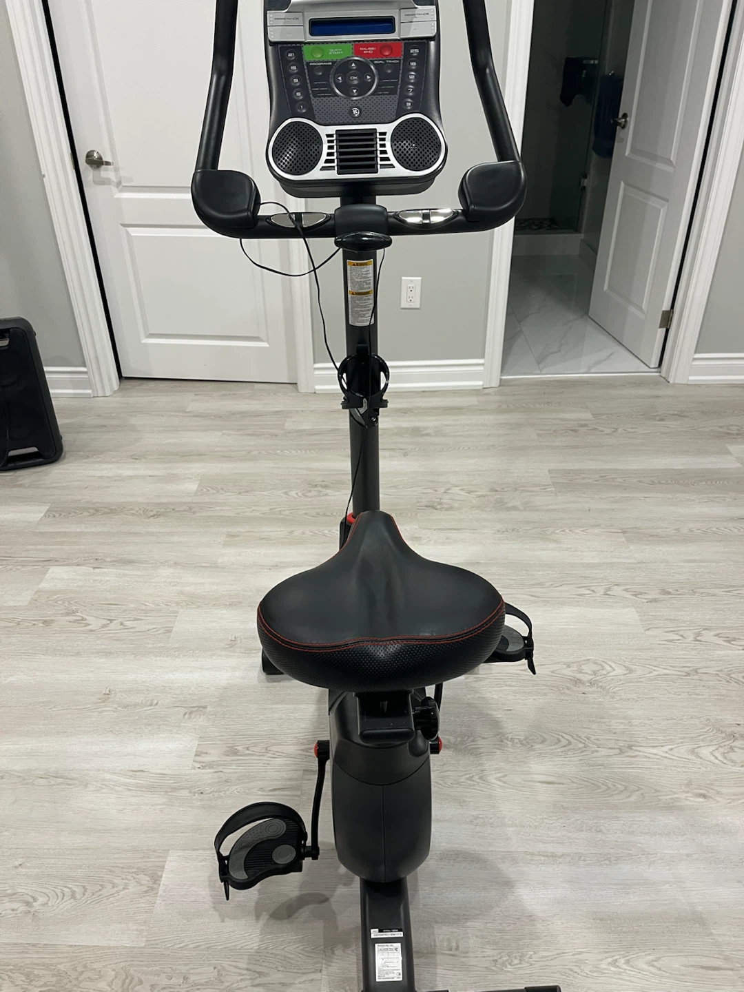 Schwinn 170 Upright Exercise Bike - photo 4