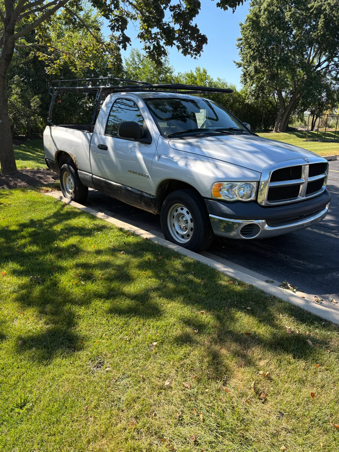 2005 Dodge Ram 1500 Pickup Truck with Rack