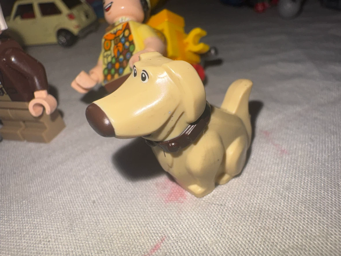LEGO Up Carl Fredricksen, Russell, and Dug figures - photo 4