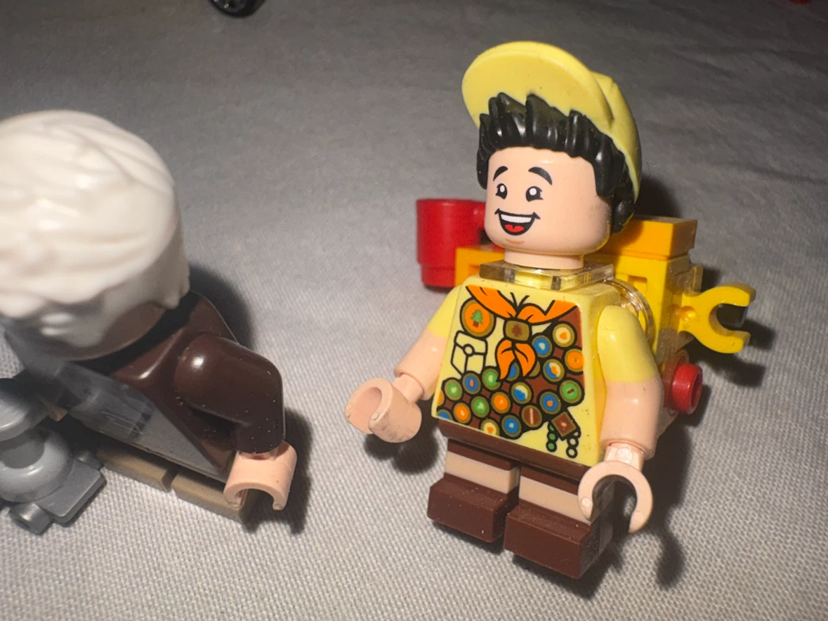 LEGO Up Carl Fredricksen, Russell, and Dug figures - photo 5
