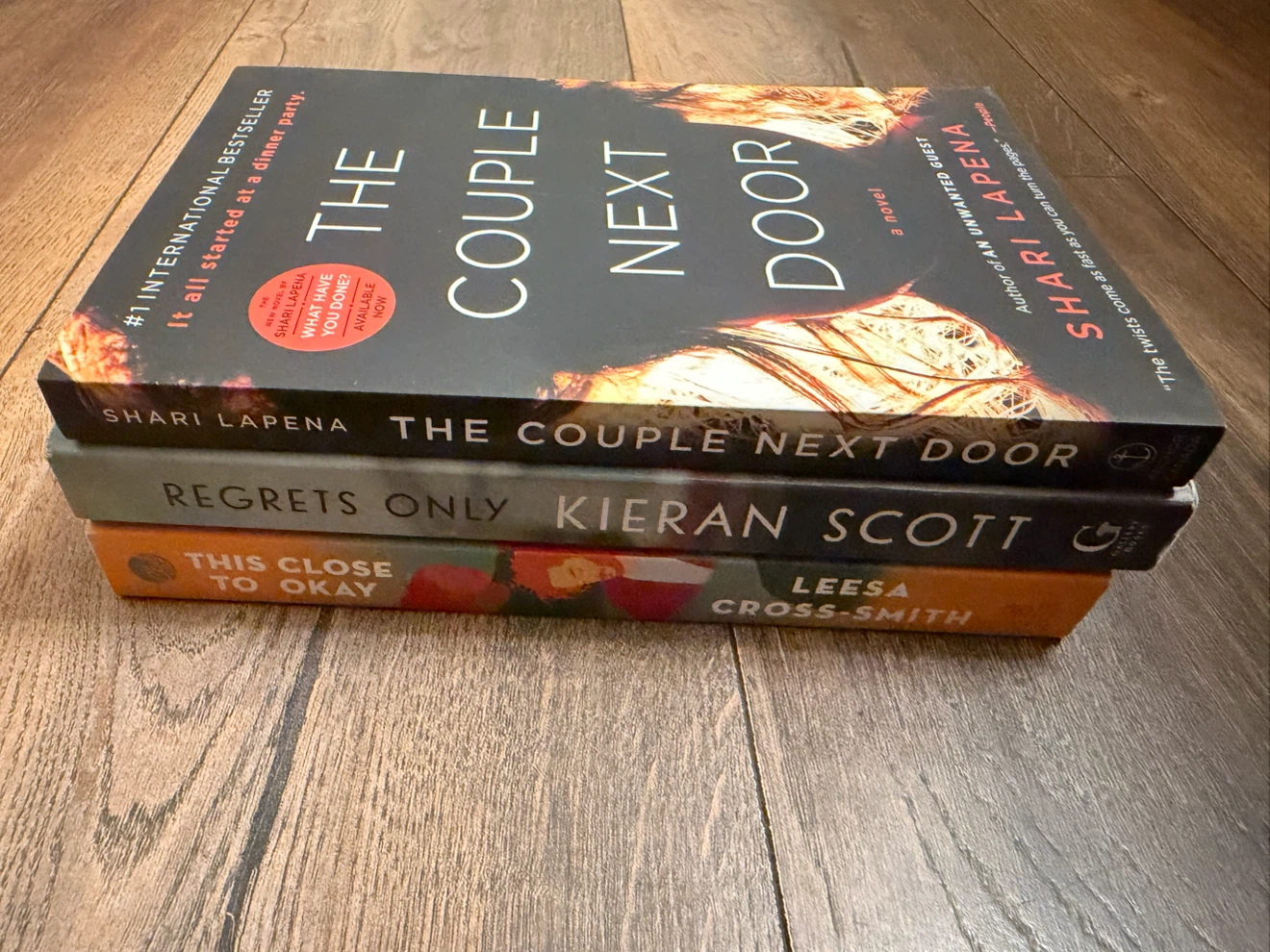 Three Novels book lot! 📚 - photo 3