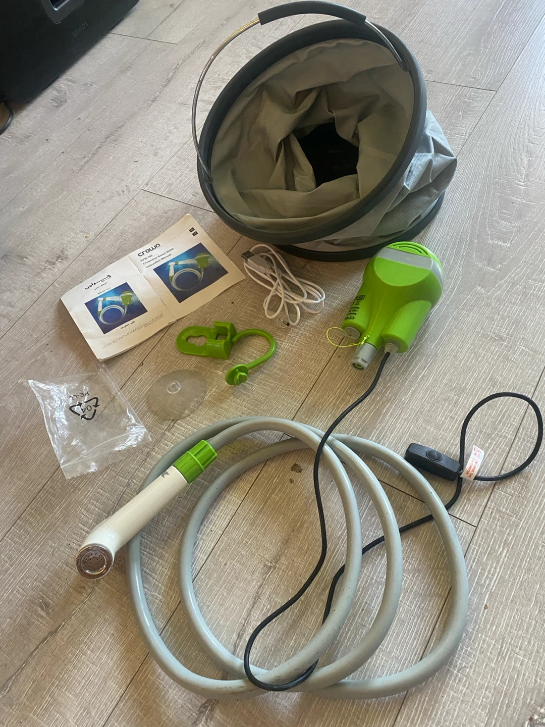 Crown Portable Rechargeable Smart Bidet / Camping Shower - photo 5