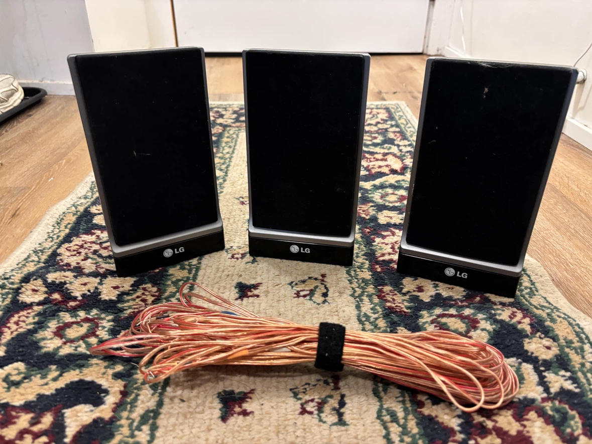 3 LG speakers comes with needed wires