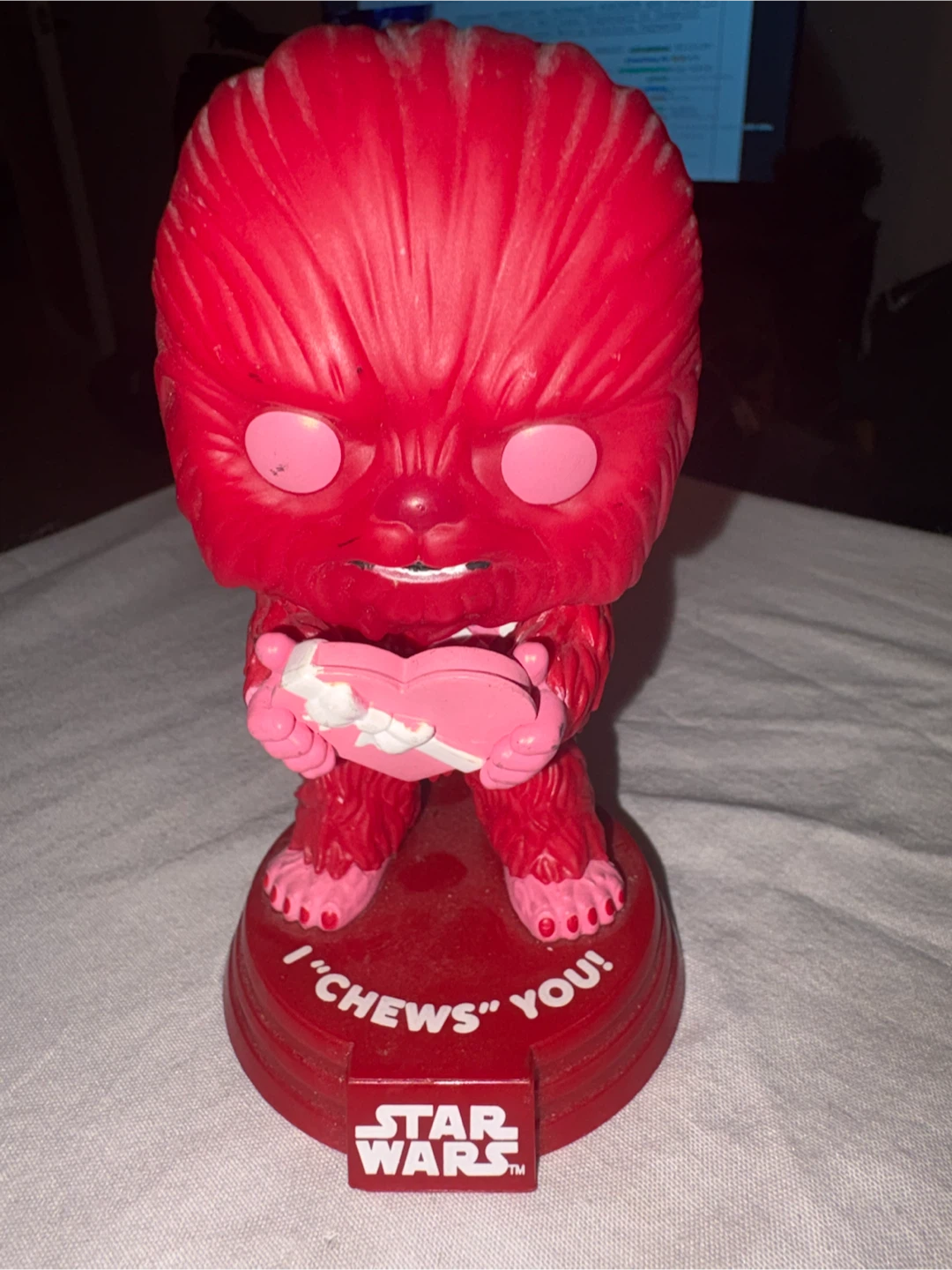 Funko Pop Star Wars Chewbacca "I "Chews" You!"