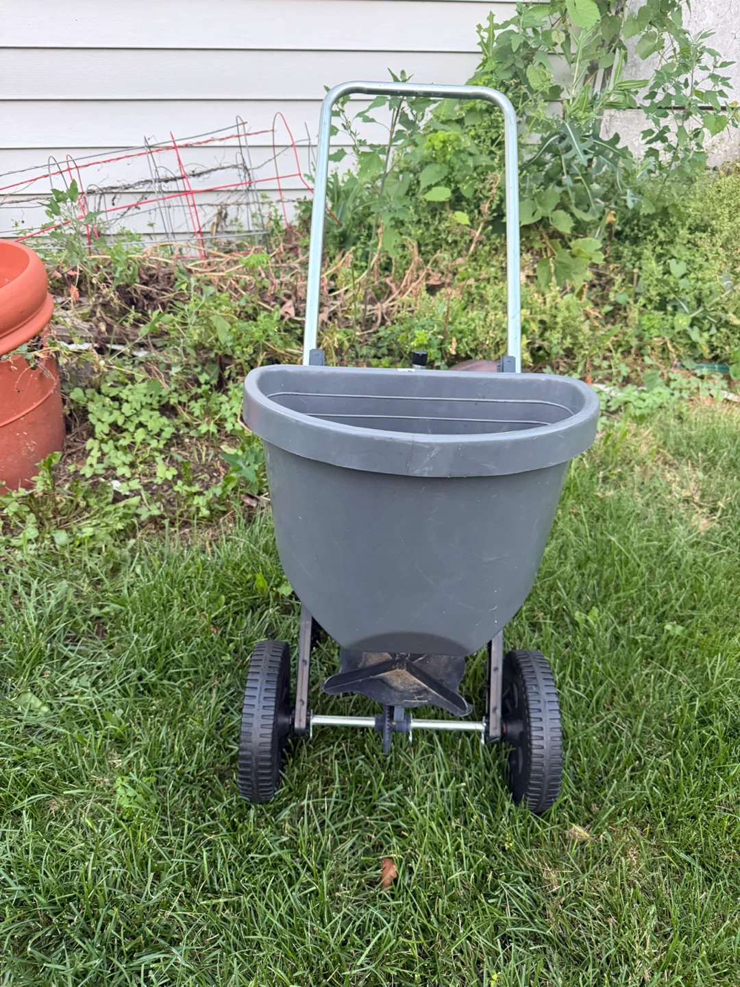 Push Spreader