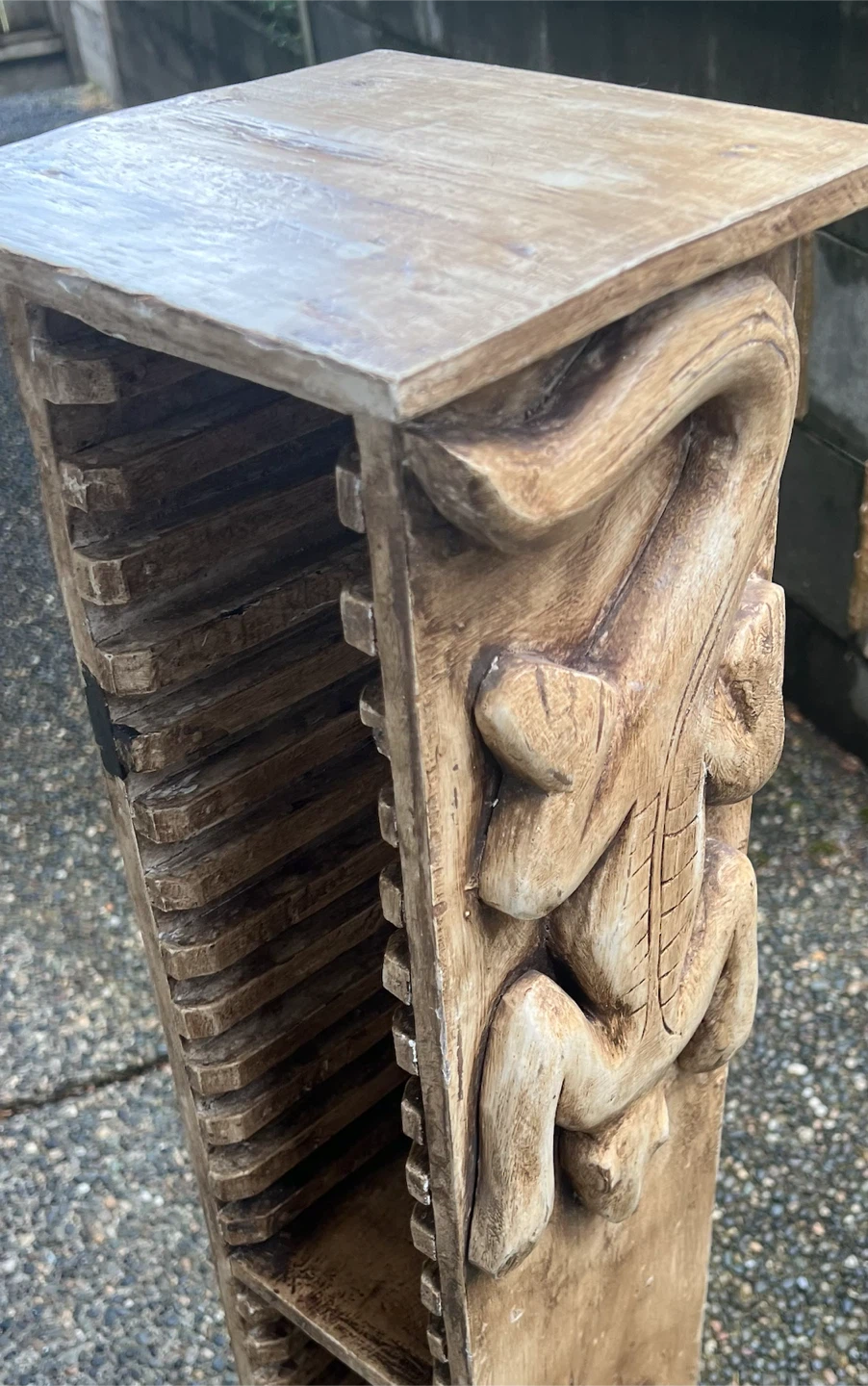 Vintage Decorative stand with Lizard Carving