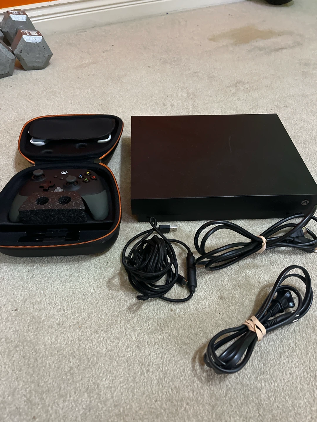 Xbox one x with fusion controller - photo 4
