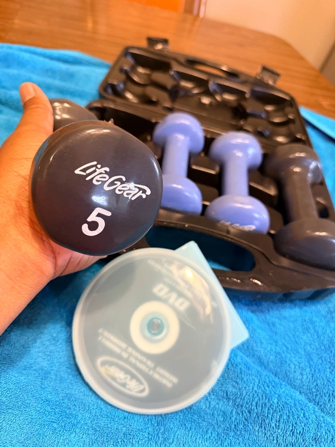 LIFEGEAR 16 LB DUMBBELL TRAINING SET W/ DVD - photo 2