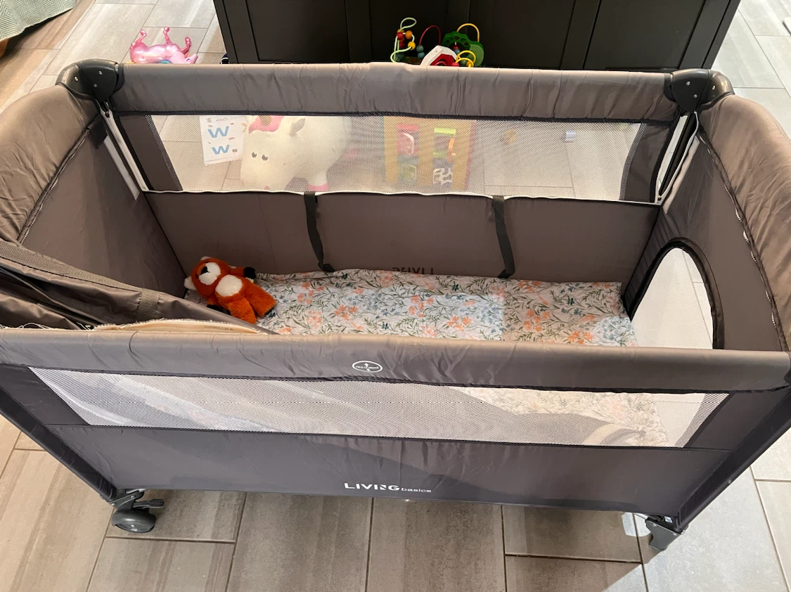 Living Basics Playpen - photo 2