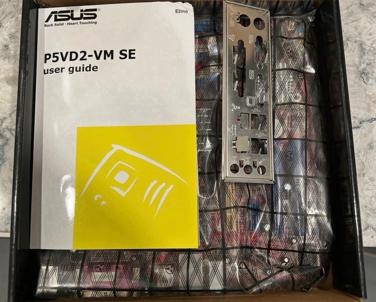 ASUS P5VD2-VM SE LGA775 Motherboard NEW in Box w/ I/O Shield - photo 3