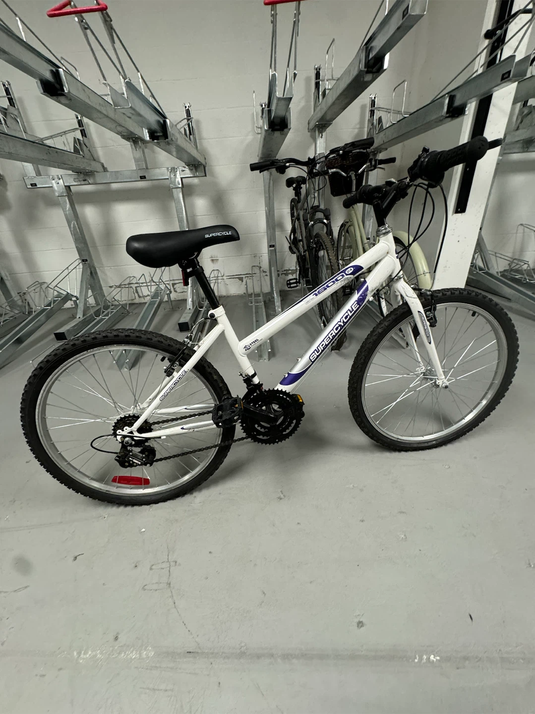 Supercycle 1600 Mountain Bike - White