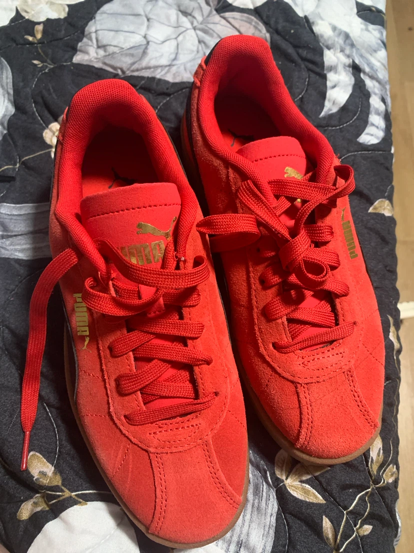 Puma Red Suede Sneakers - Size 6