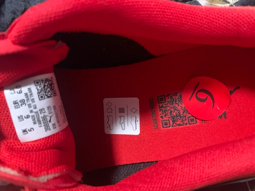 Puma Red Suede Sneakers - Size 6 - photo 3