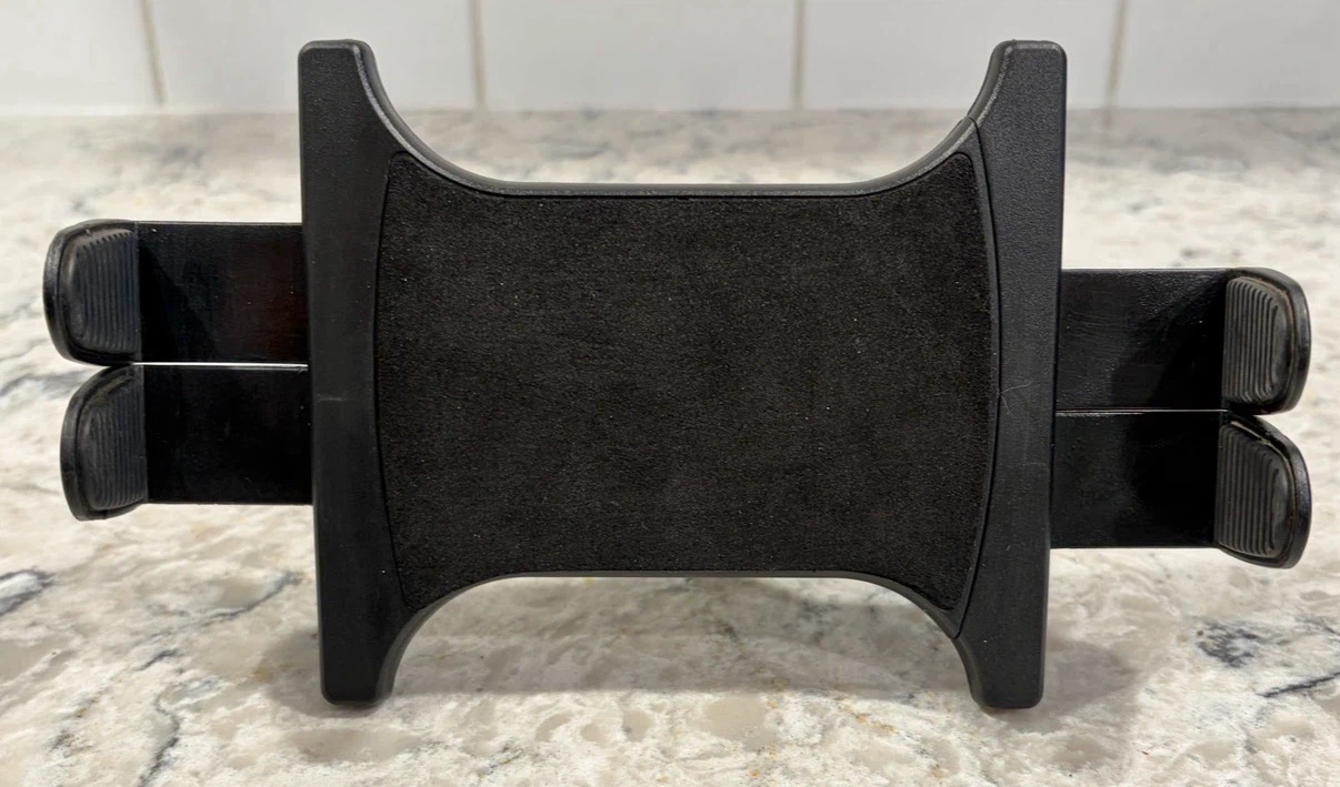 Adjustable Universal Tablet/iPad Holder Mount 1/4 Thread - photo 2