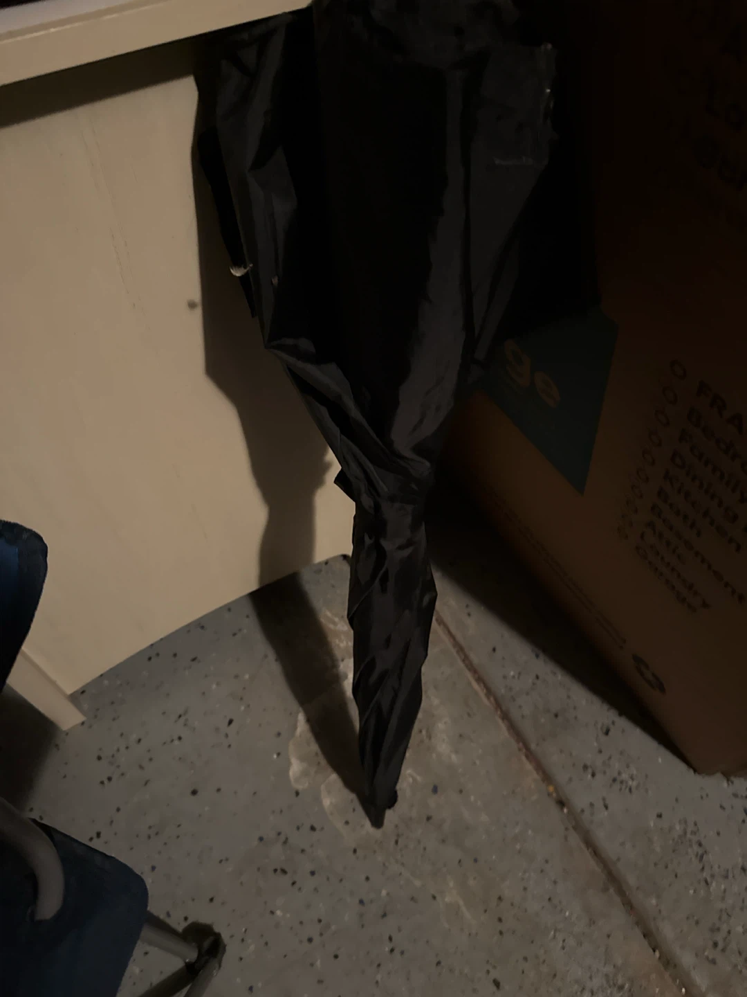 Big Black Umbrella