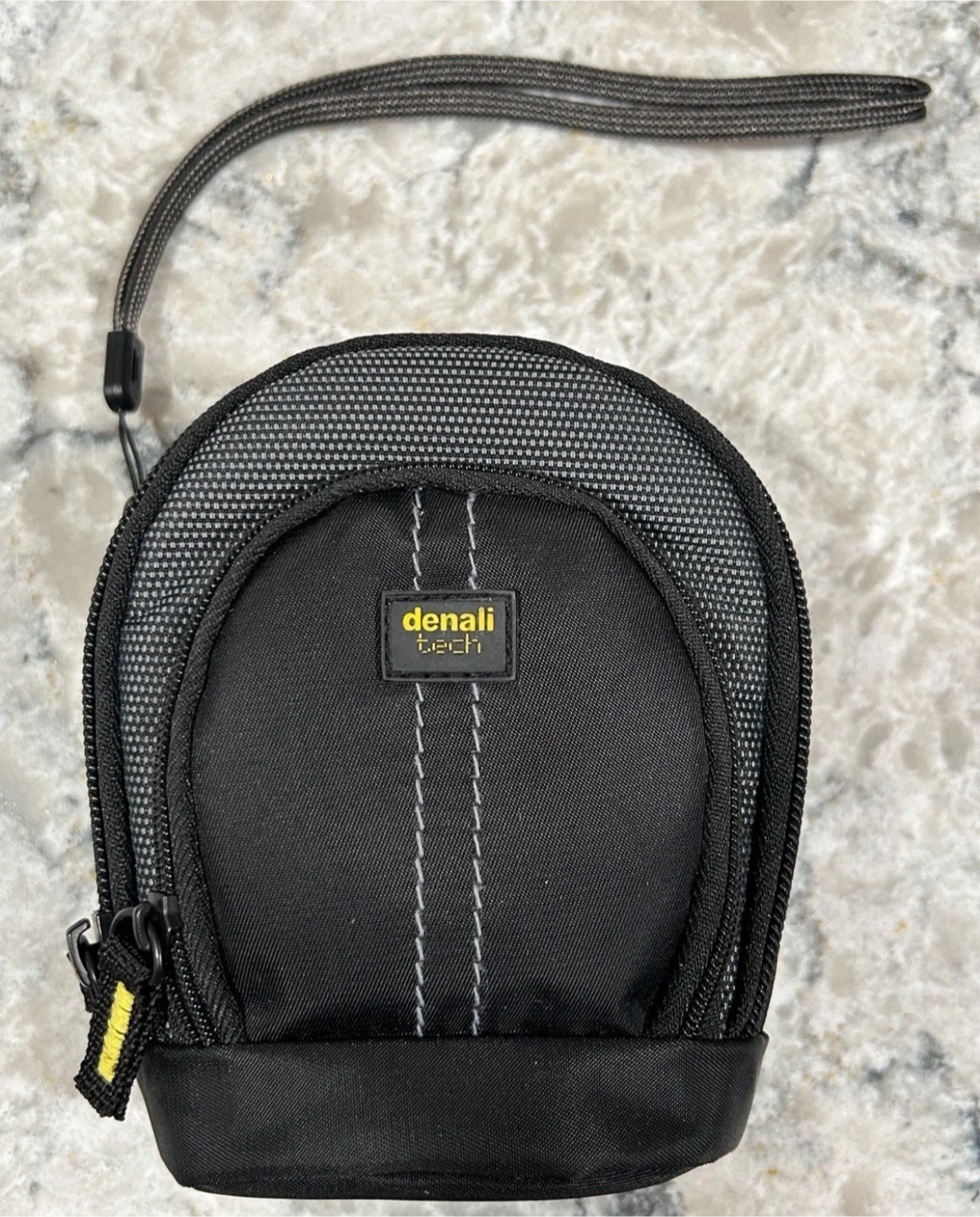 Denali Tech Black Camera Case