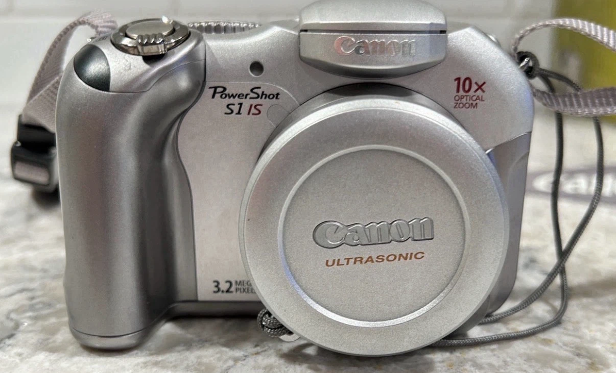Canon PowerShot S1 IS 3.2MP Digital Camera 10x Zoom w/ Extras - photo 4