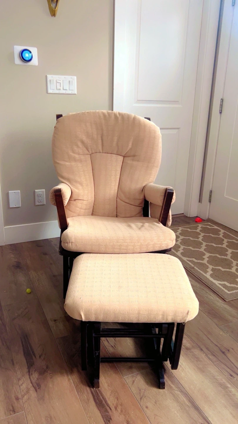 Glider Chair and Ottoman Set - photo 3