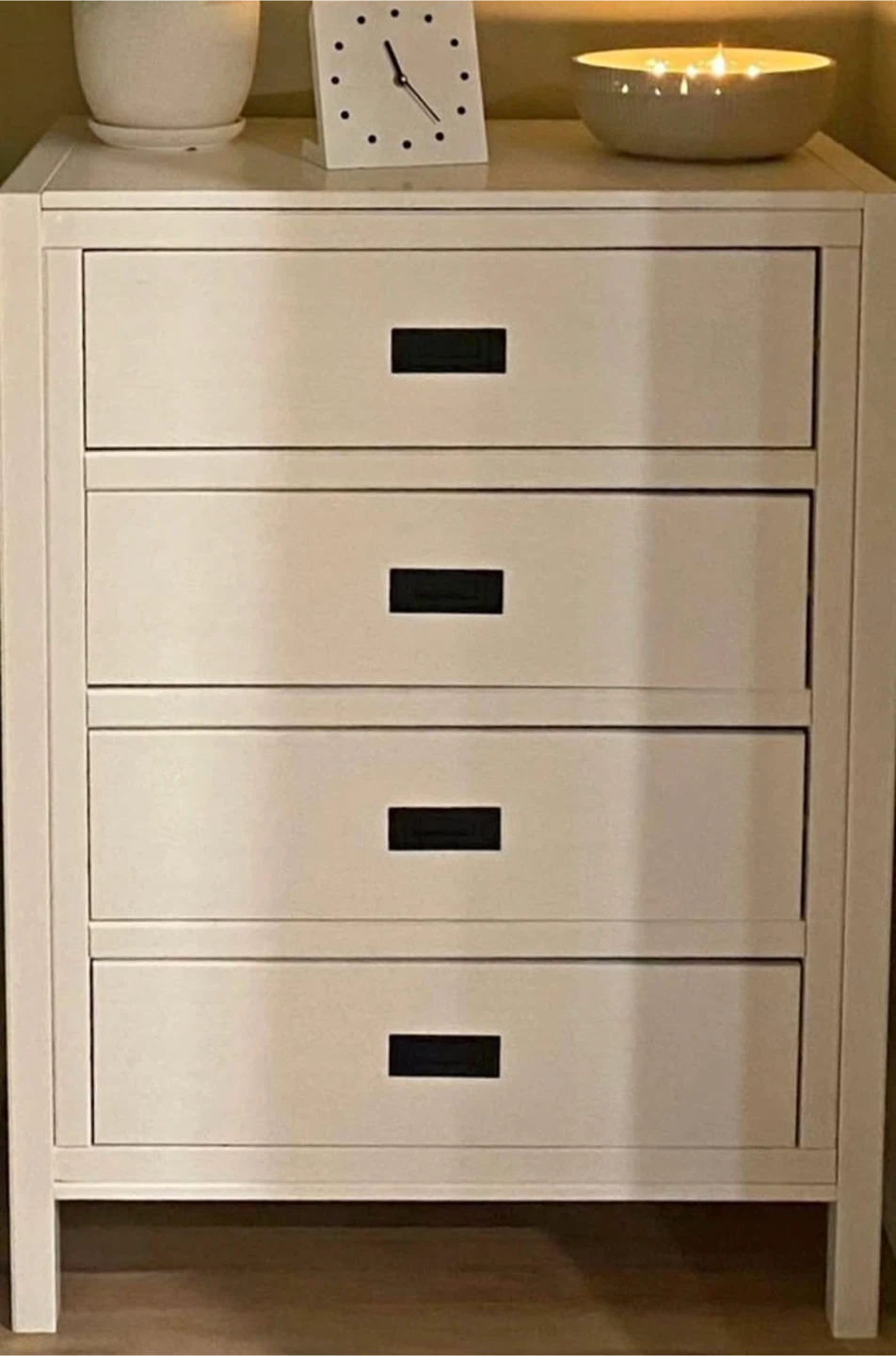 Modern White 4-Drawer Dresser / Chest - 30" W x 18" D x 40.5" H - photo 2
