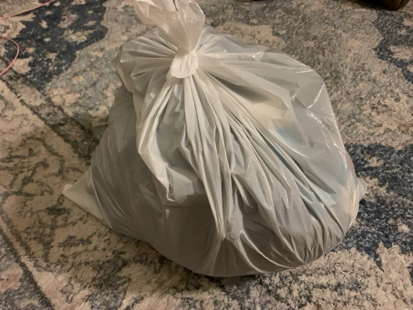 Bag full of women’s clothes - photo 5