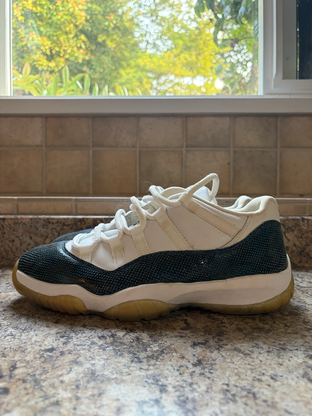 Air Jordan 11 Retro Low - photo 3
