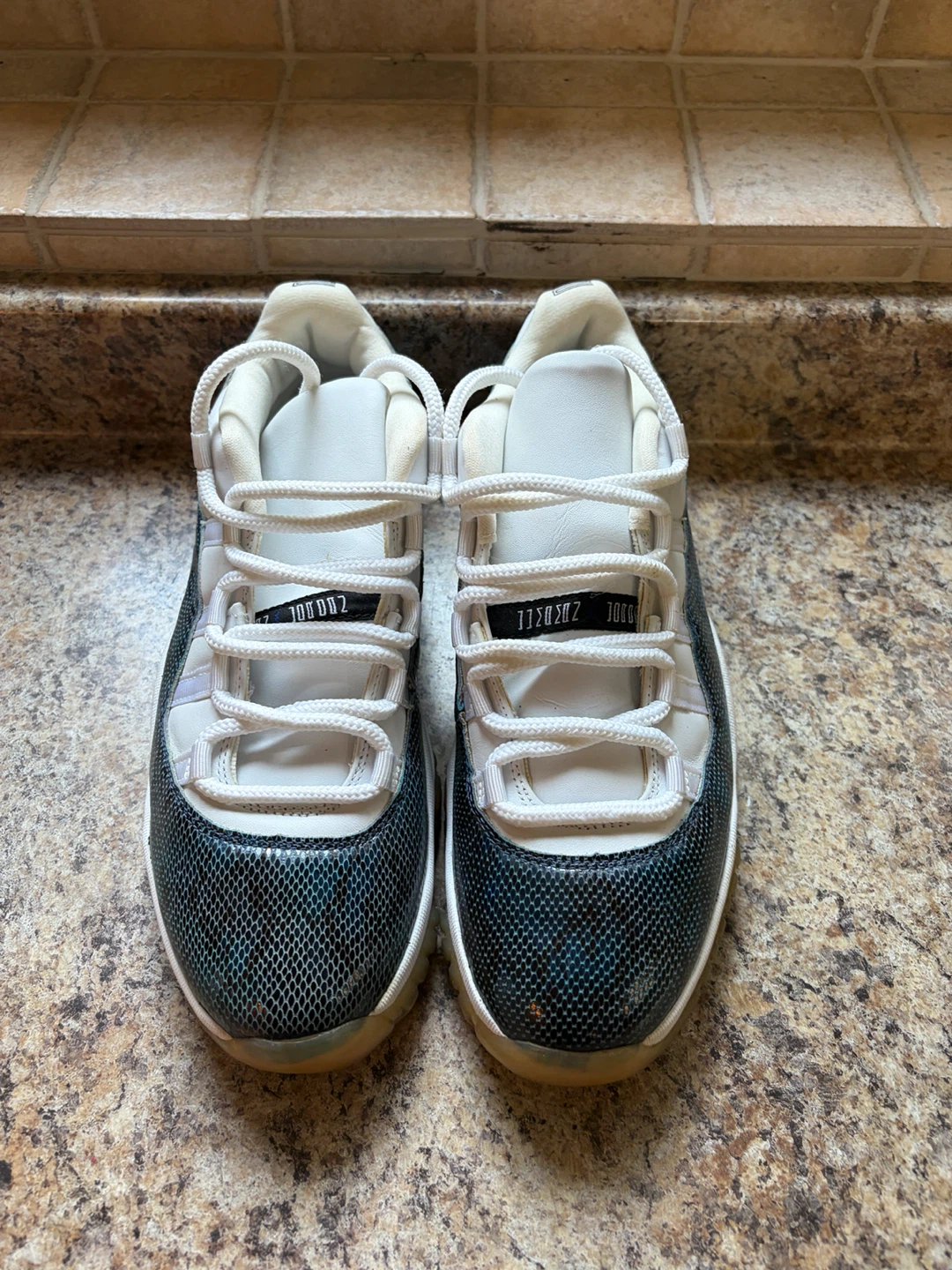 Air Jordan 11 Retro Low - photo 4