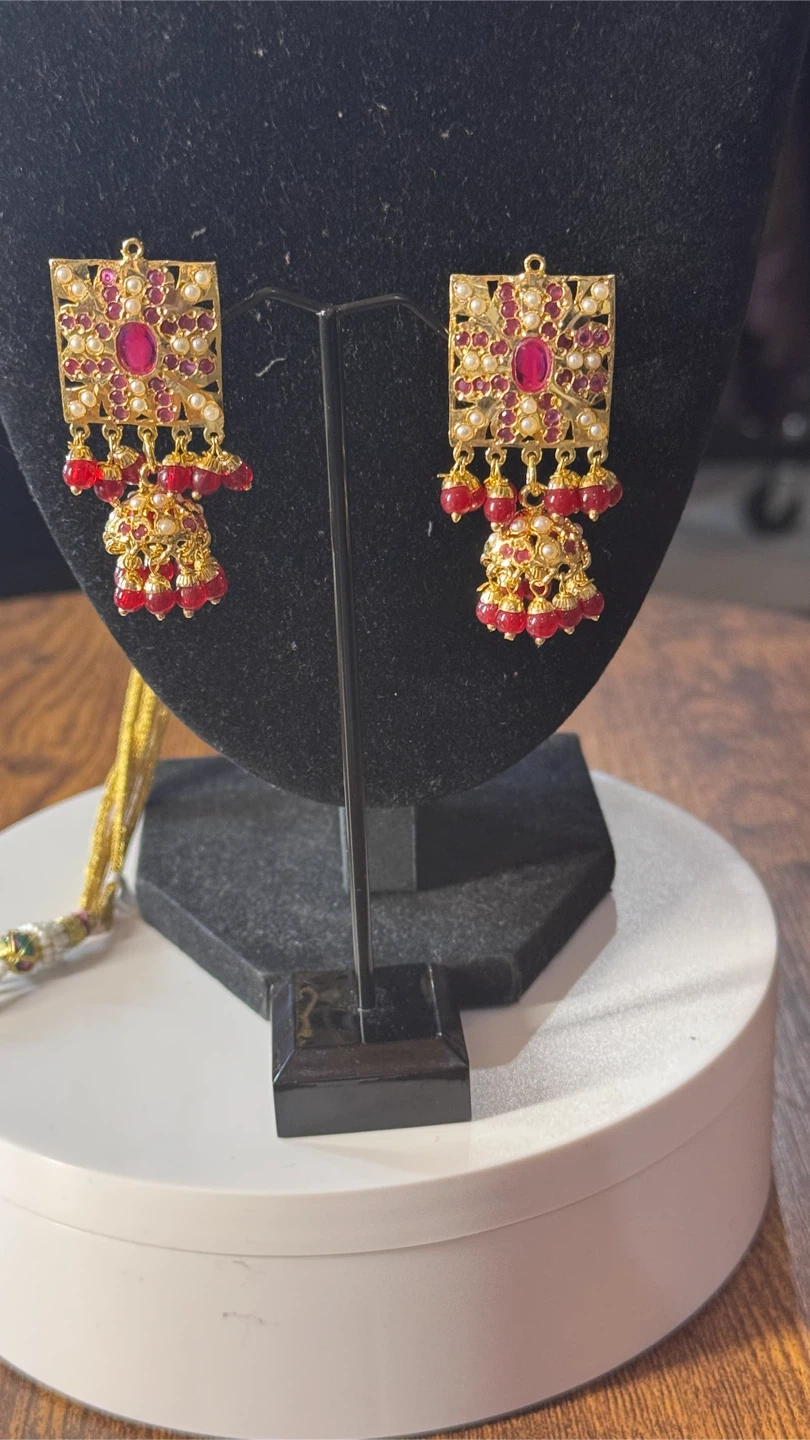 Pearl Choker Necklace and Earrings Set with Gold Tone - photo 3