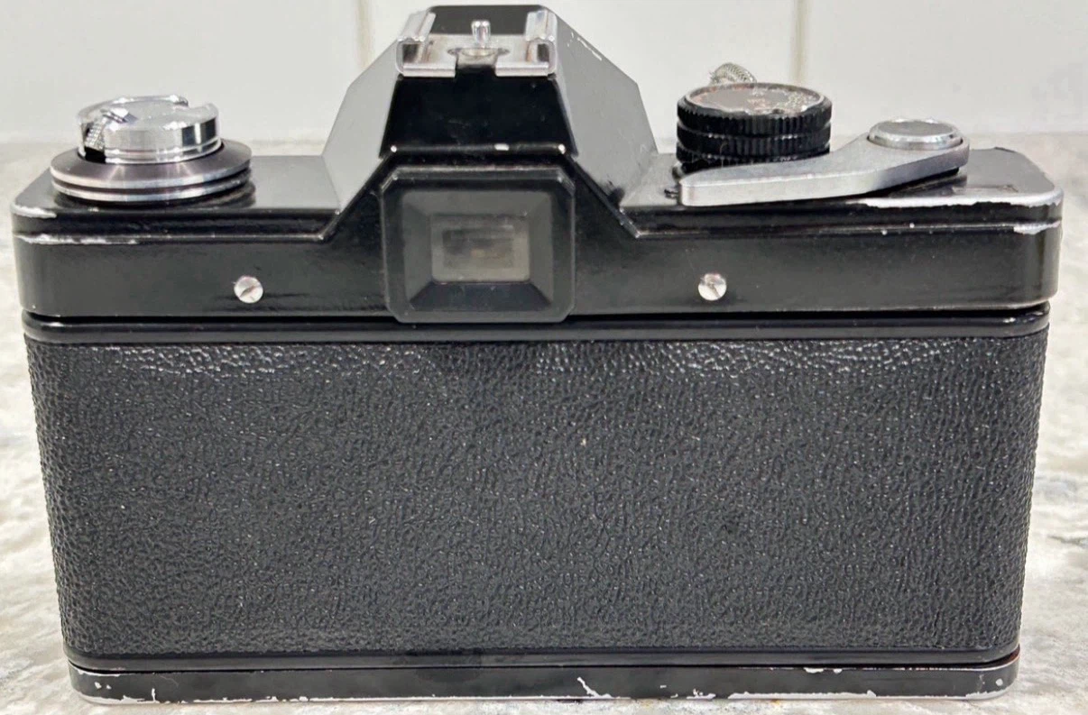 Praktica L 35mm Film Camera Body w/ Step-Up Ring, Filter - photo 3