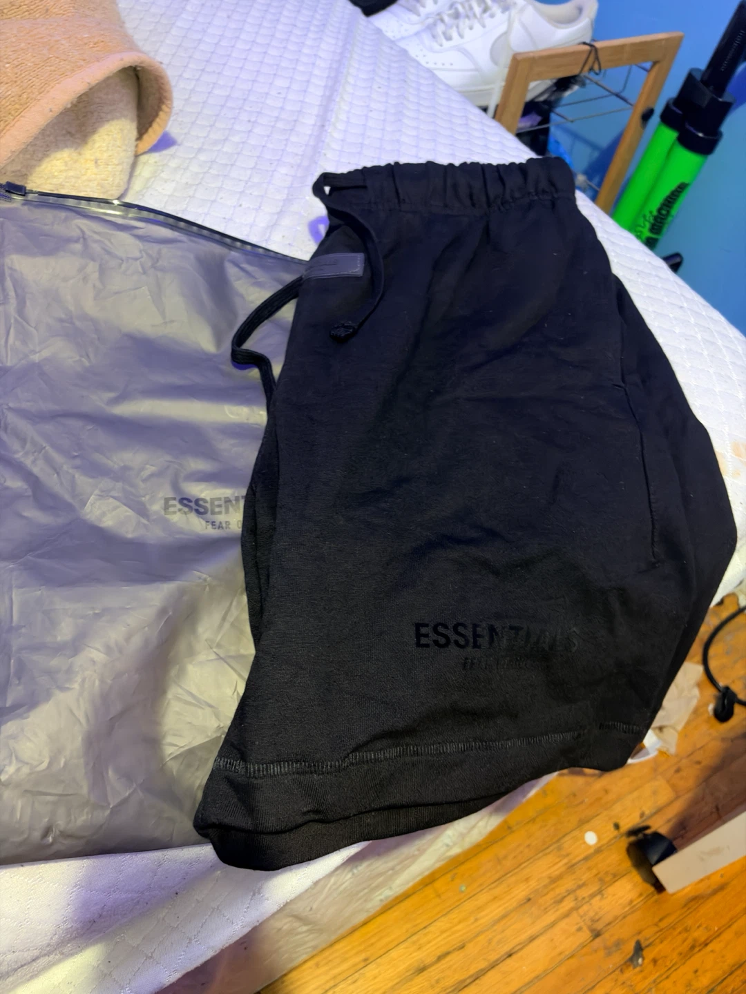 Black ESSENTIALS Shorts