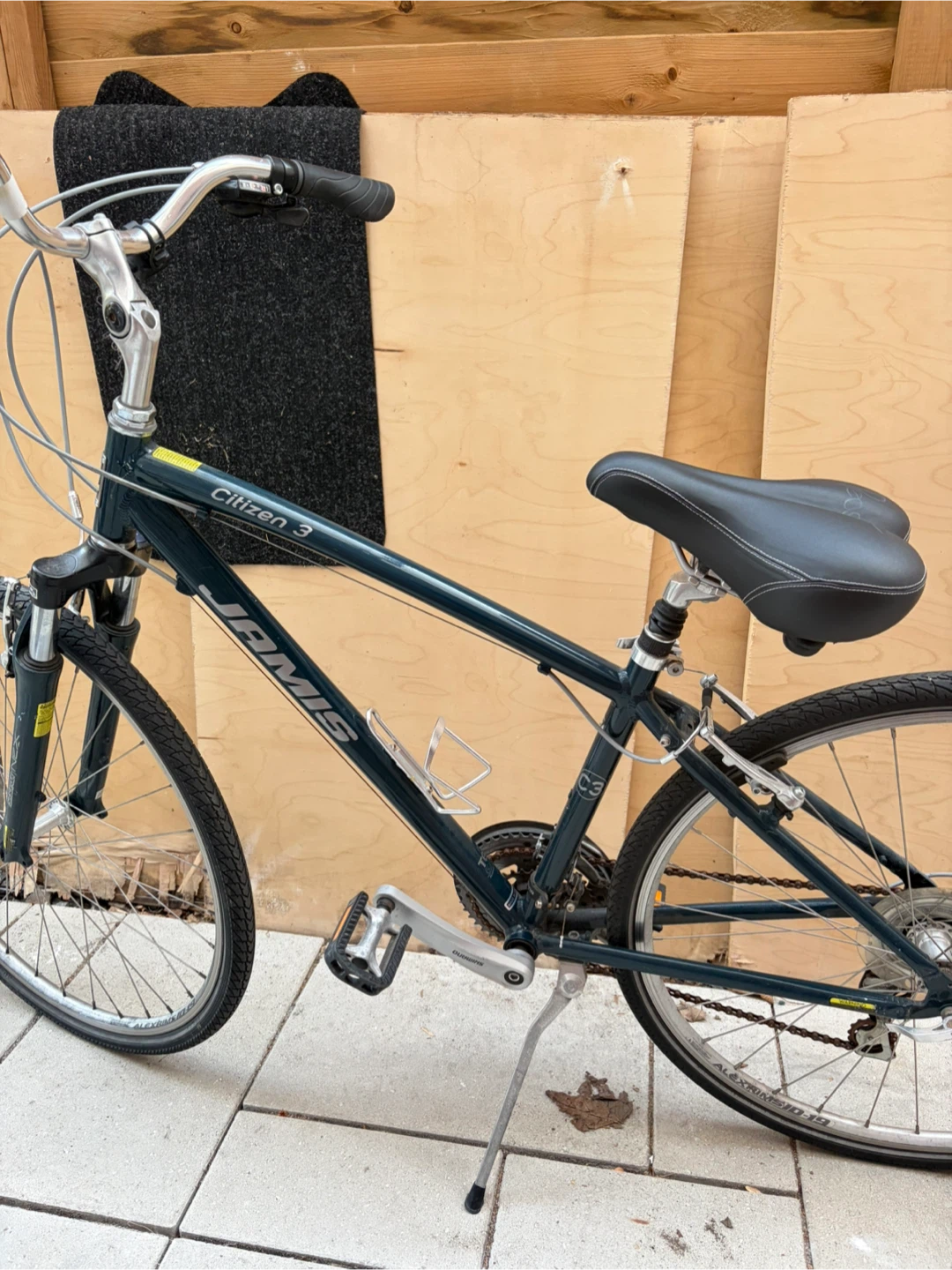 Jamis Citizen 3 Hybrid Bike