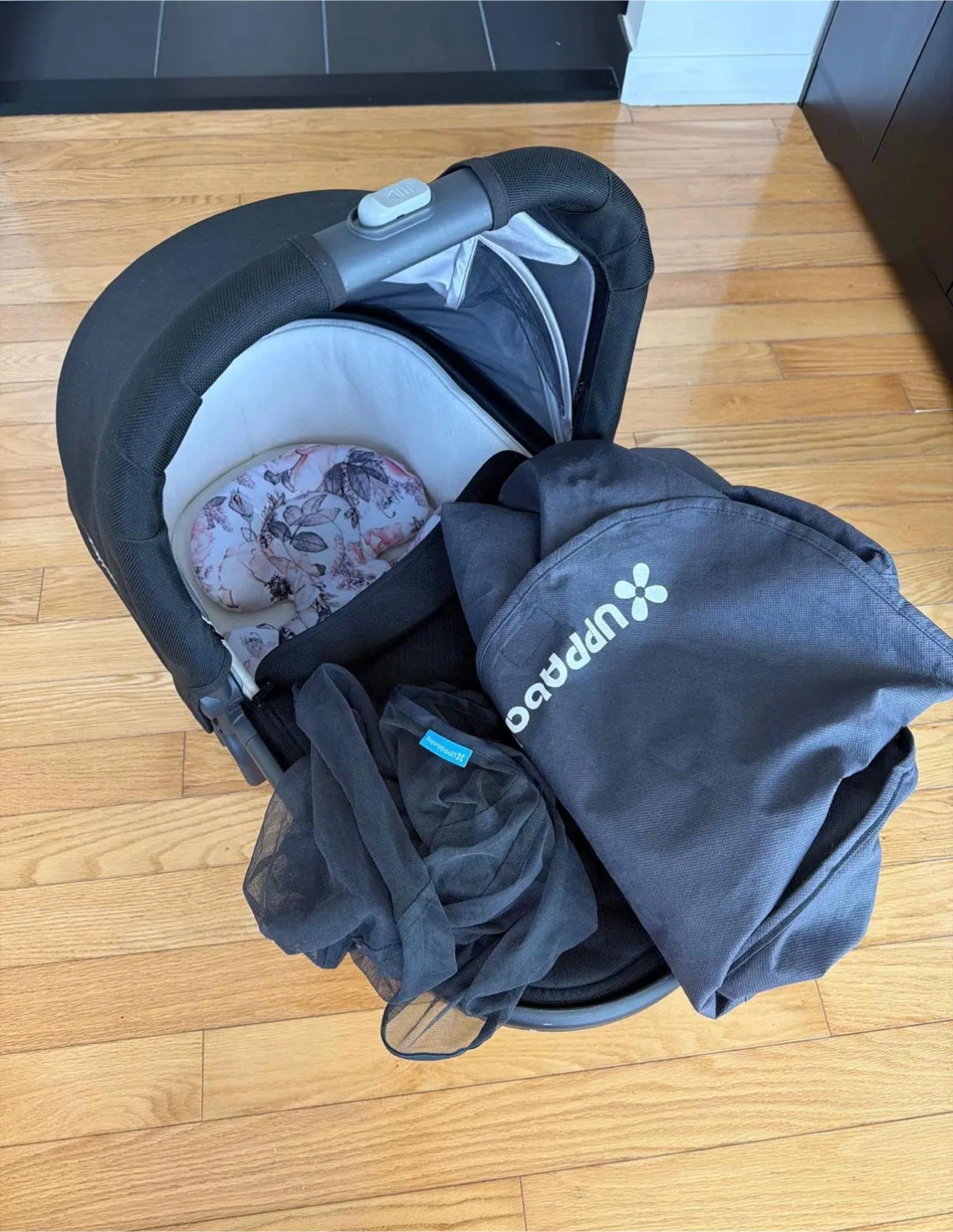 Uppababy Bassinet V2 in Black
