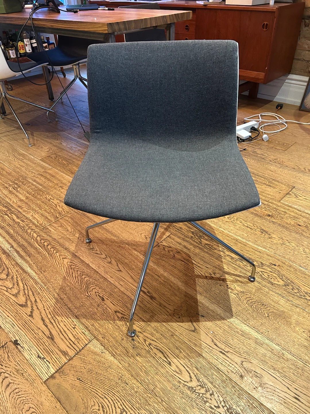 Modern Accent Chair - Arper Catifa 46 Swivel Chairs - photo 2