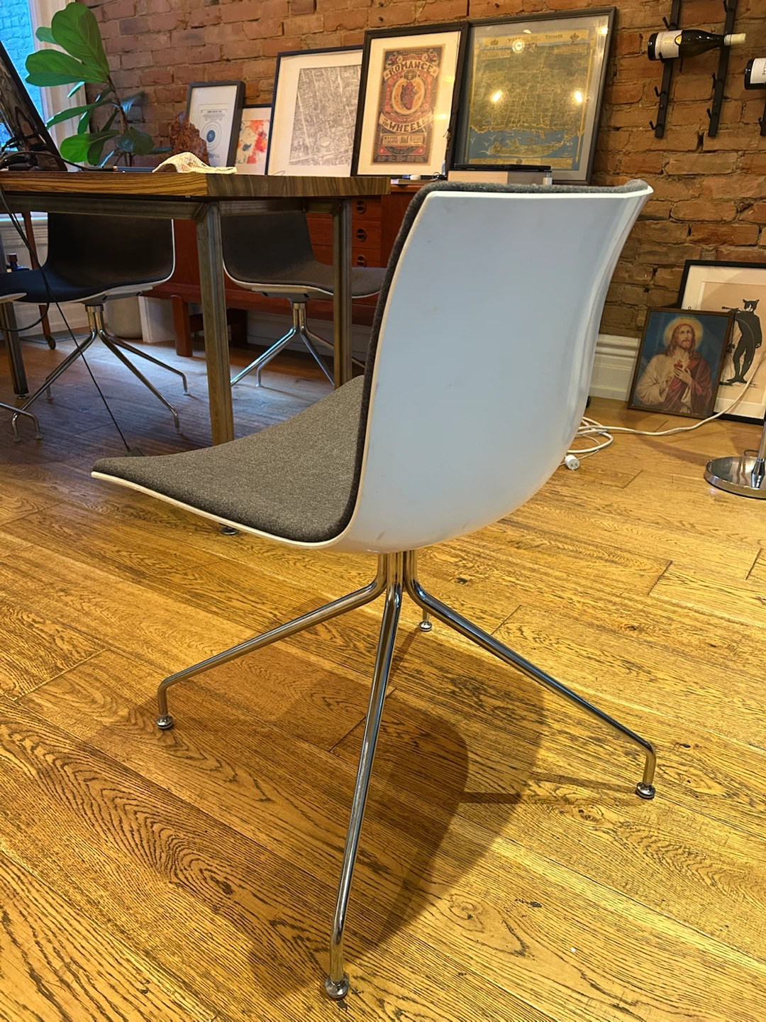 Modern Accent Chair - Arper Catifa 46 Swivel Chairs - photo 4