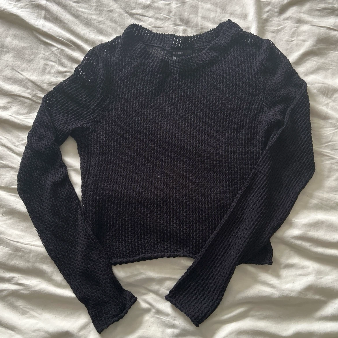 Forever 21 Black Cropped Sweater
