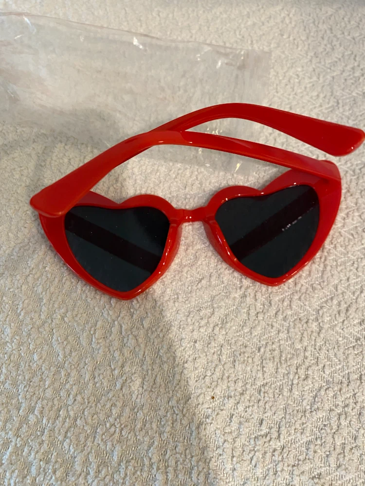 Red Heart Sunglasses Adult New - photo 2