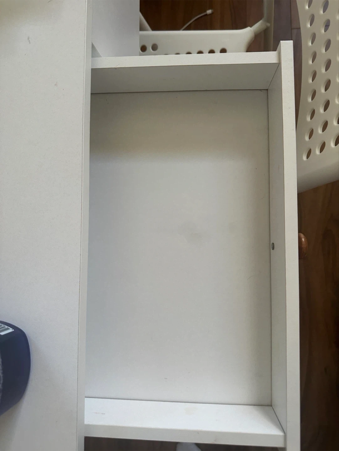 White Vanity Table with Mirror and Lights - photo 2
