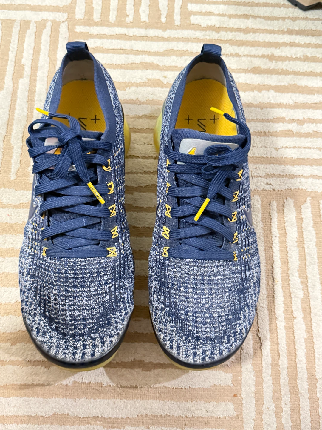 Nike Air Vapormax Flyknit 3 Men's Shoes - photo 2