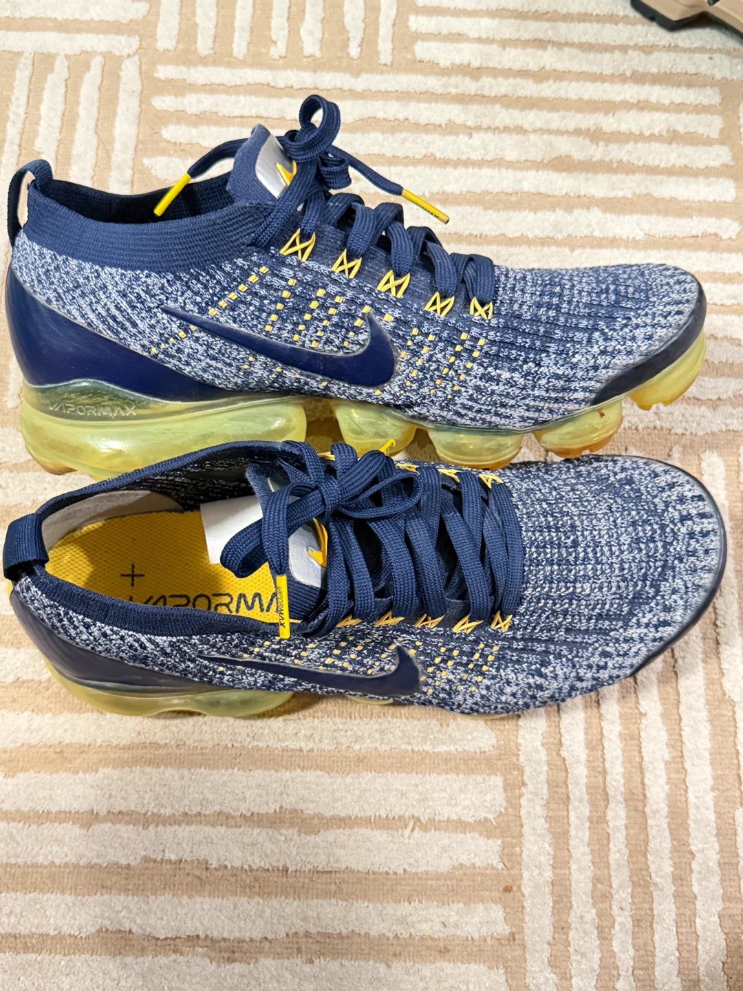 Nike Air Vapormax Flyknit 3 Men's Shoes - photo 3