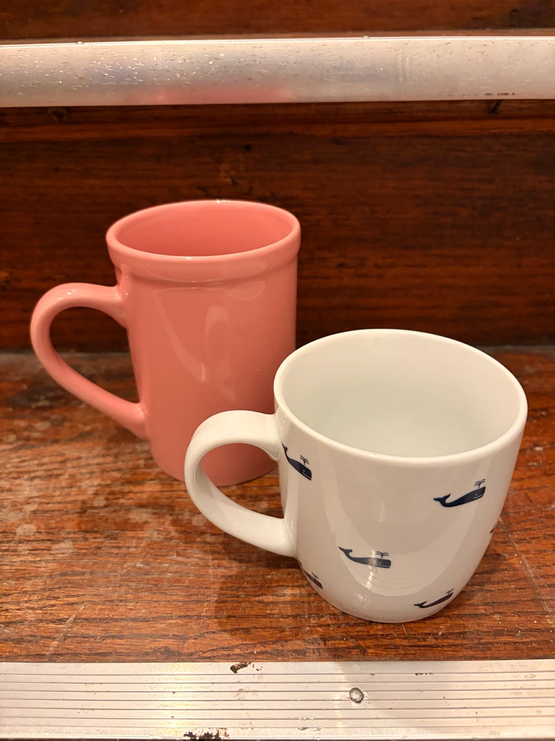 Set of 2 Ceramic Mugs - Pink and Whale Print