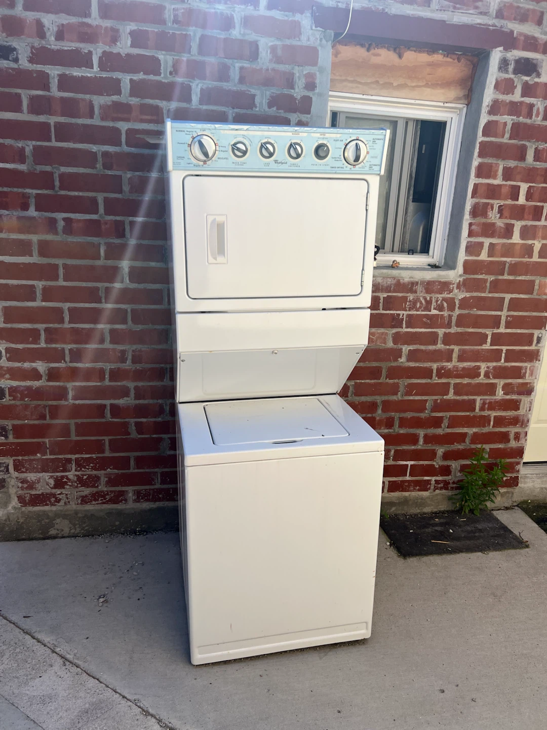 Whirlpool Stackable Washer and Dryer Set