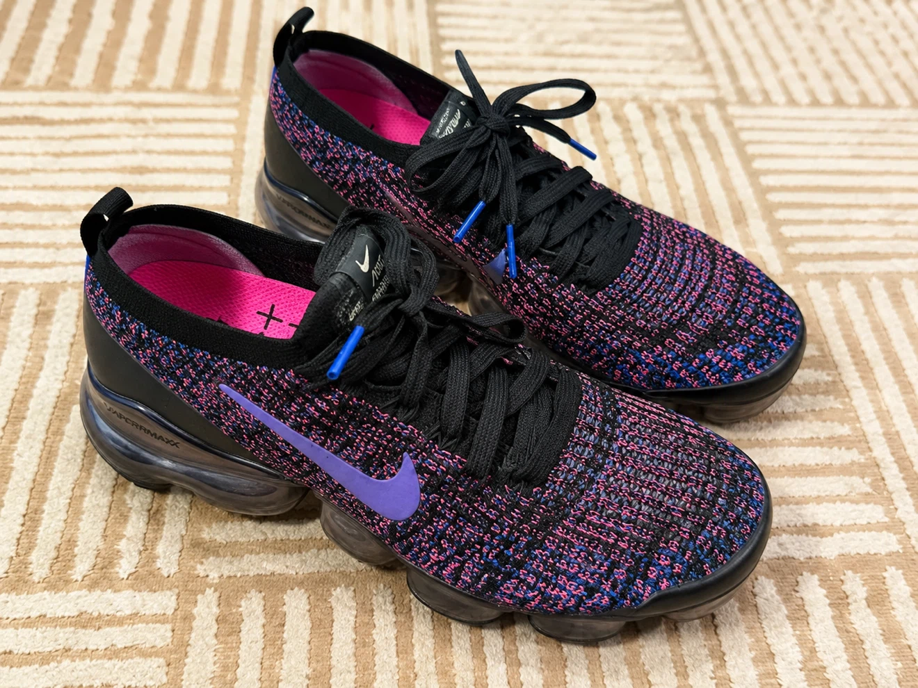 Nike Air Vapormax Flyknit 3 Women's Size 7 - photo 2