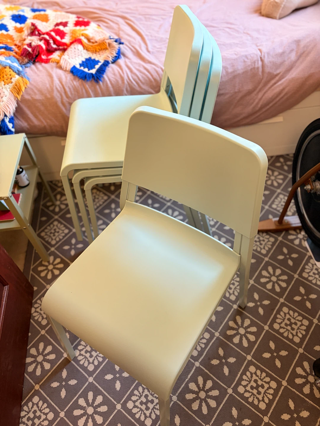 4 Stacking IKEA TEODORES Chairs - light turquoise - photo 3