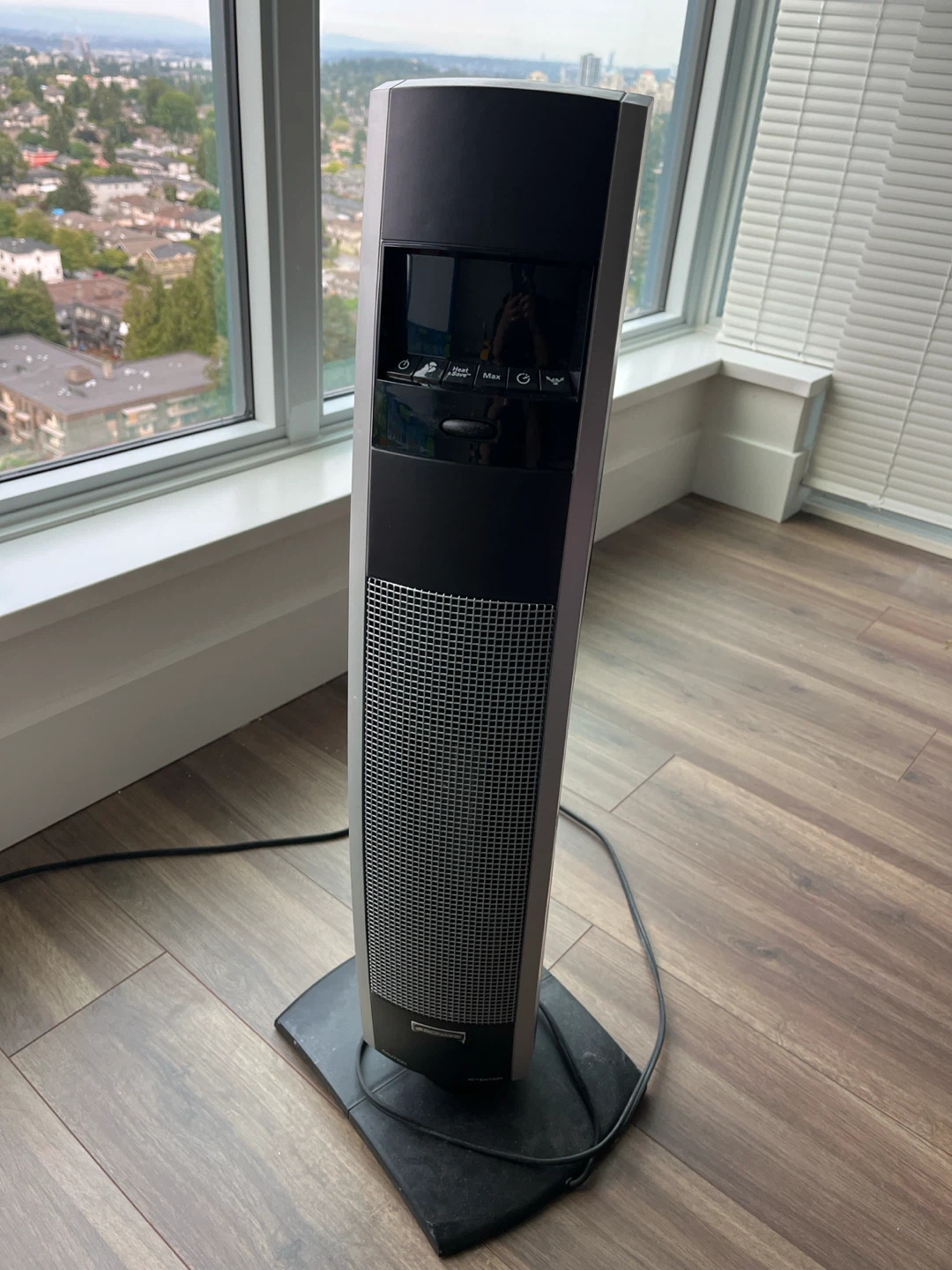 Costco tower fan - photo 2