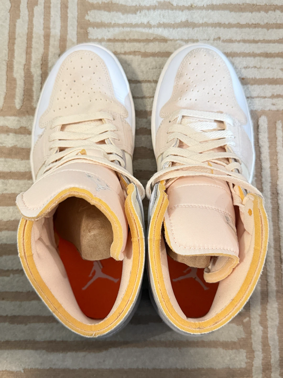 Nike Air Jordan 1 Mid SE Barely Orange/White Men's Size 9 - photo 4