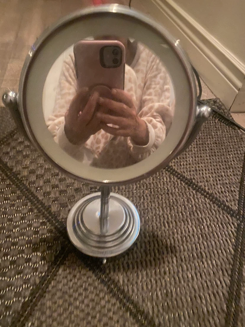 Lighted Makeup Mirror