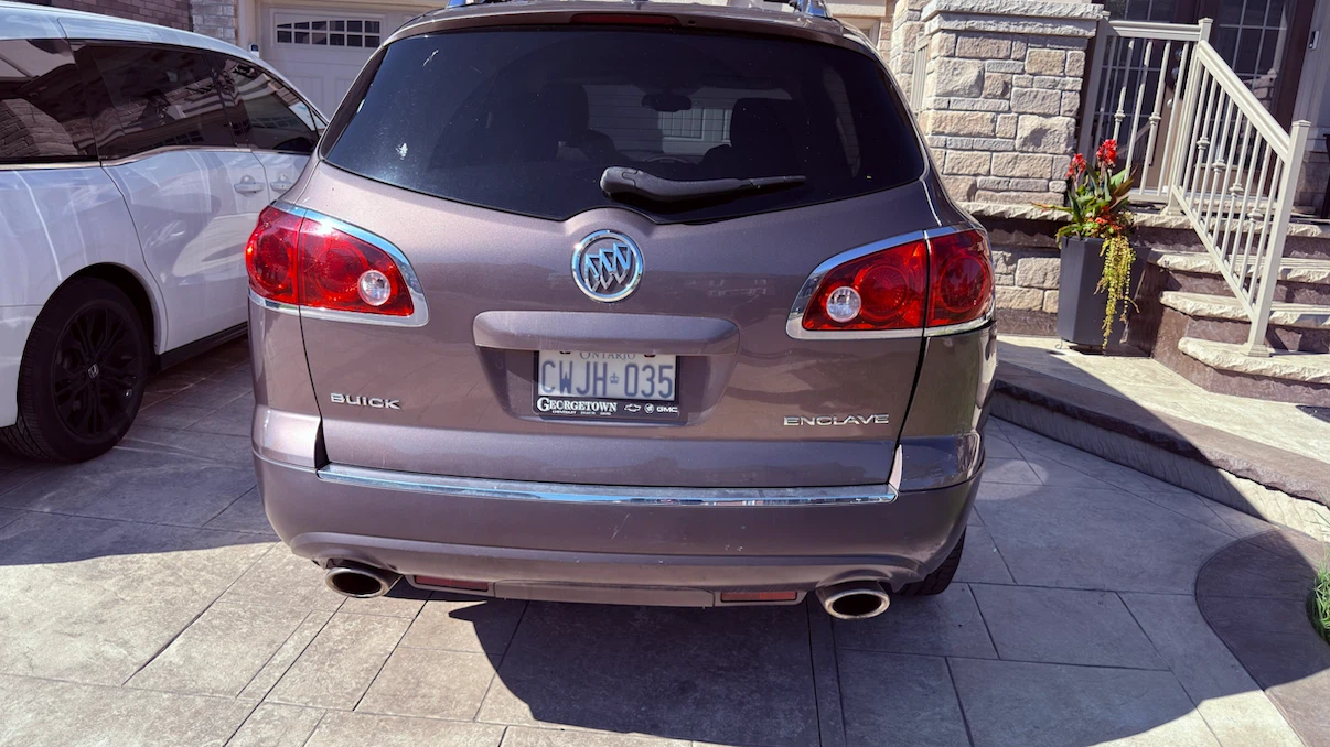 Buick Enclave SUV - photo 4